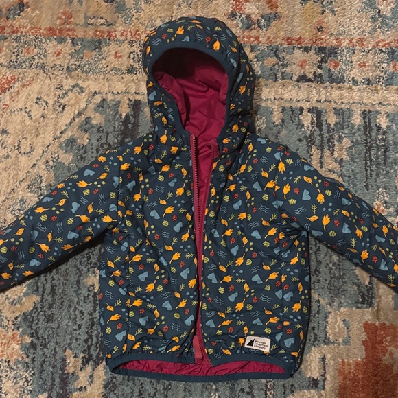 MEC Bundle Up Reversible Jacket - Picture 2 of 3